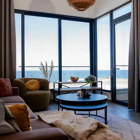 Lighthouse - Rooftop Pool & Sea View 1 By Azur Prime Apartament *
